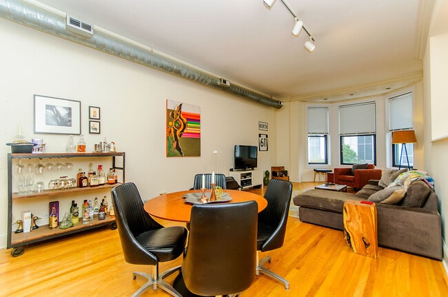 Photo - 166 W Grand Ave