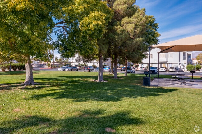 Photo - Coral Palms Condominiums