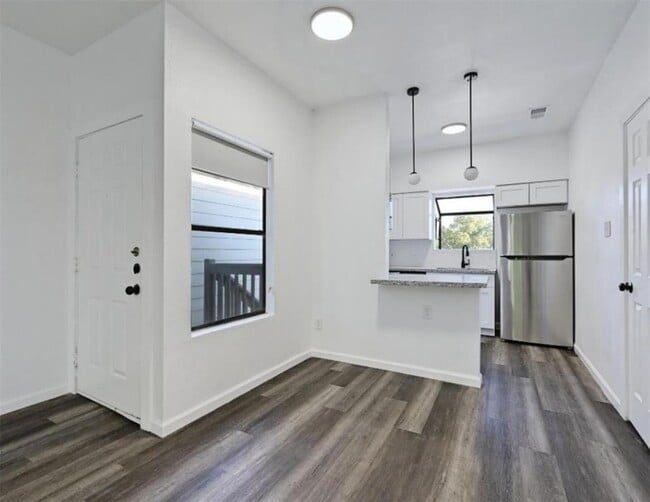 Photo - 9508 Kempler Dr Unit A