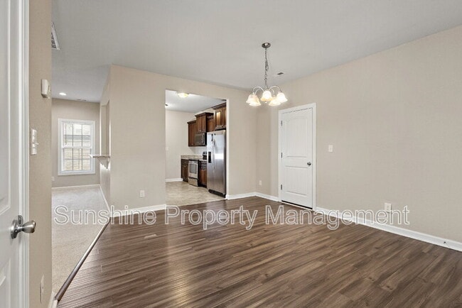 Photo - 4012 Race St