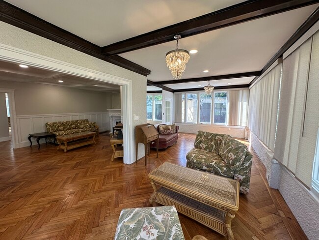 Photo - 1 Arborway