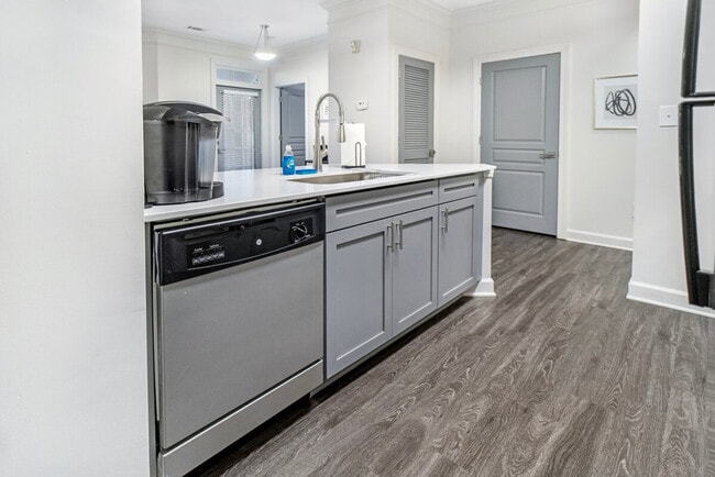 Photo - 2212 Brisbane Woods Way Unidad SI ID1225813P