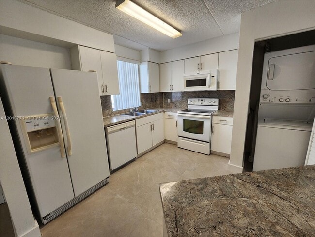 Photo - 6065 NW 186th St Unit 208