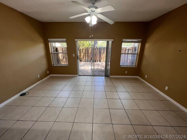 3361 NW 29th Ct