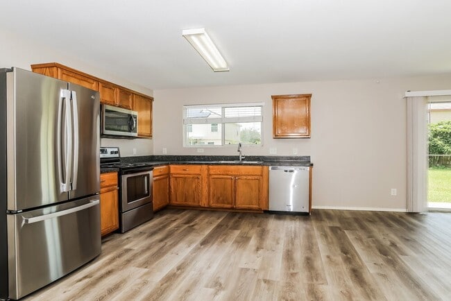 Photo - 16770 N Thrasher Dr