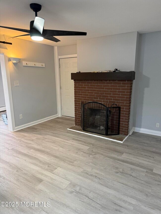 Photo - 79 Pine View Ave