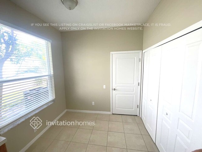 Photo - 528 Wexford Dr