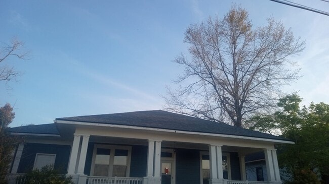 Photo - 311 Jl Lomax Dr