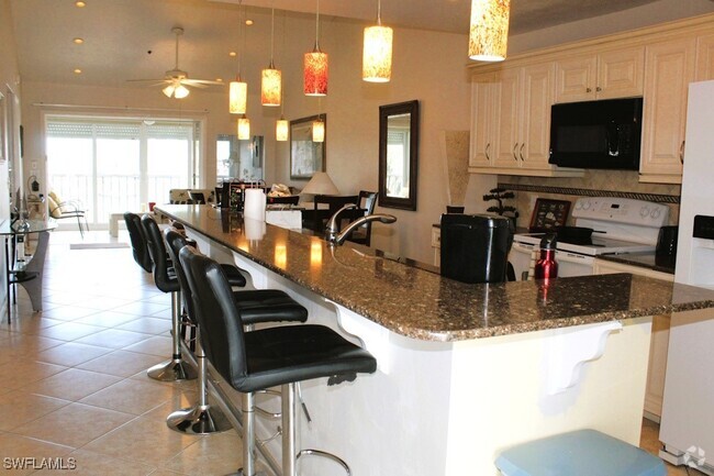 Building Photo - 18070 San Carlos Blvd Unit 622 Rental
