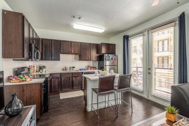 Studio - 537SF - Kitchen - Grandmarc Austin