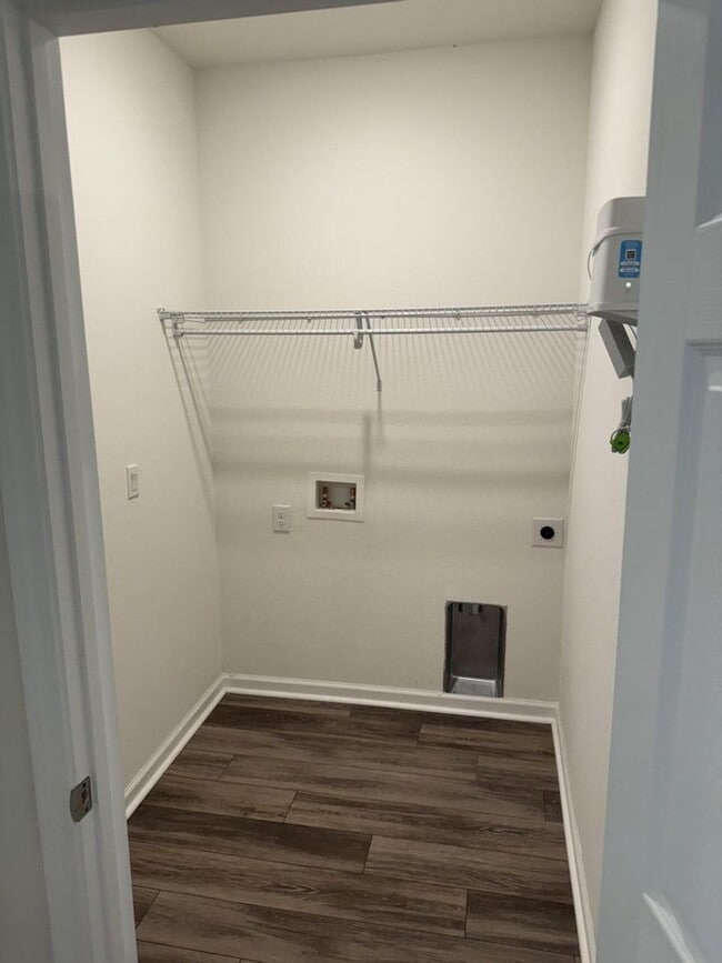 Building Photo - Charming 4 bedroom 3 bathroom in Yellow River Ranch