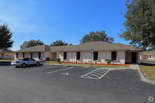 Photo - Joseph L. Lee Gardens Apartments