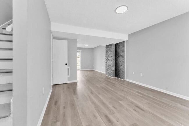 Photo - *NEWLY RENOVATED* 2 Bedroom Townhouse in D...