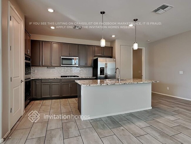 Photo - 4414 198th Dr