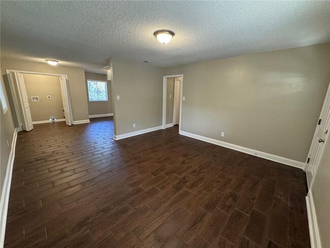 Photo - 4116 Latimer Ln