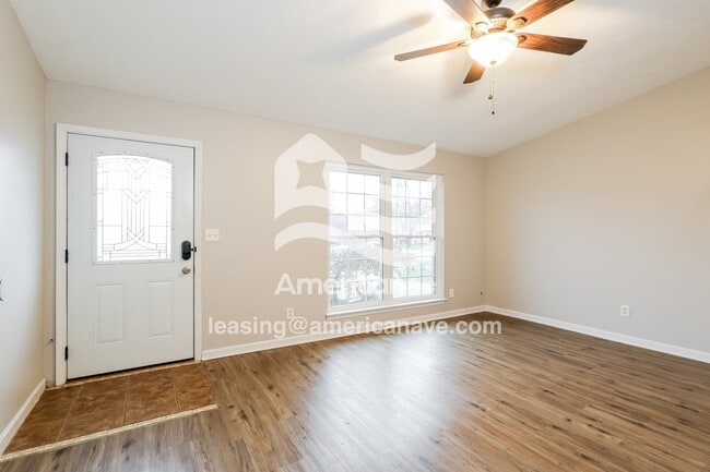 Photo - 8304 Berea Dr