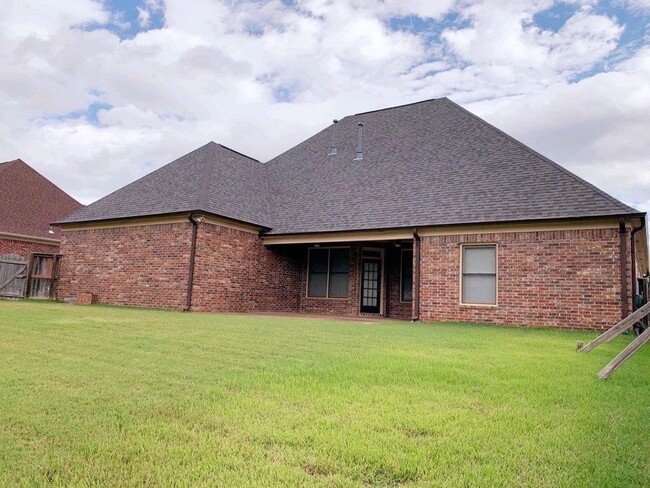 Photo - 1695 Berryhill Rd