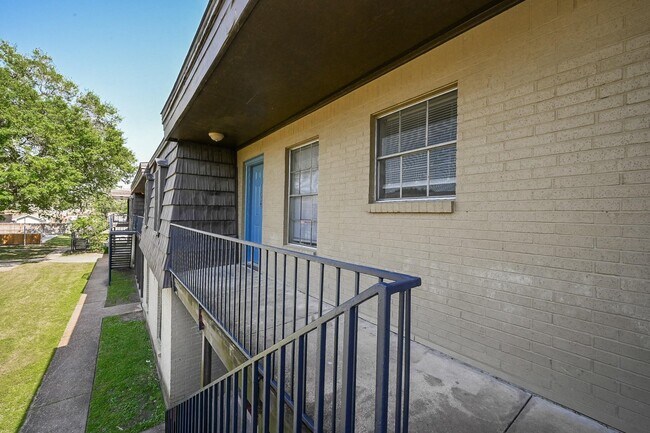 Photo - 1518 East Ave Unidad 104