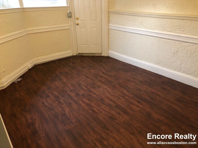 Photo - 1193 Boylston St