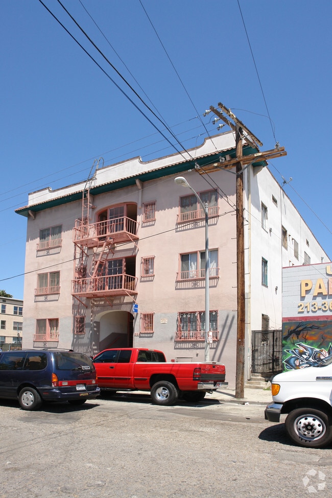 Photo - 984 S. Oxford Avenue,