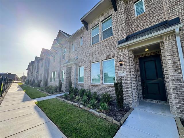 Photo - 5720 Lakeview Dr