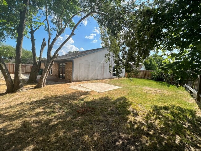 Photo - 6630 Trigate Dr