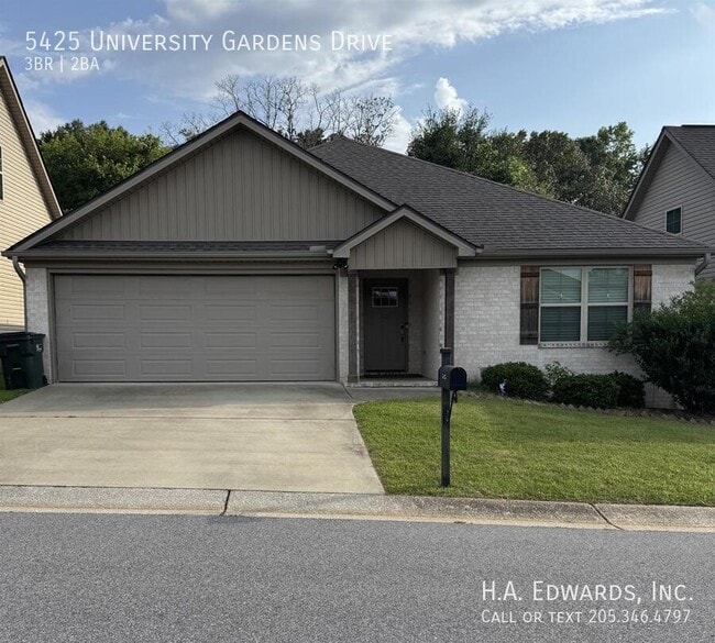 Building Photo - 5425 University Gardens Dr