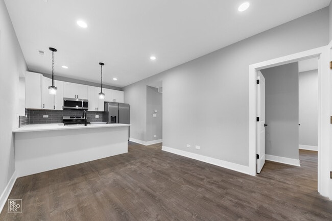 Photo - 1407 W Flournoy St Unit 2