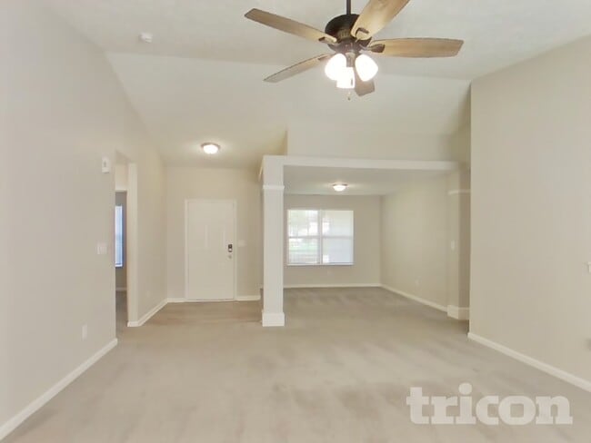 Photo - 2497 Foxtail Dr