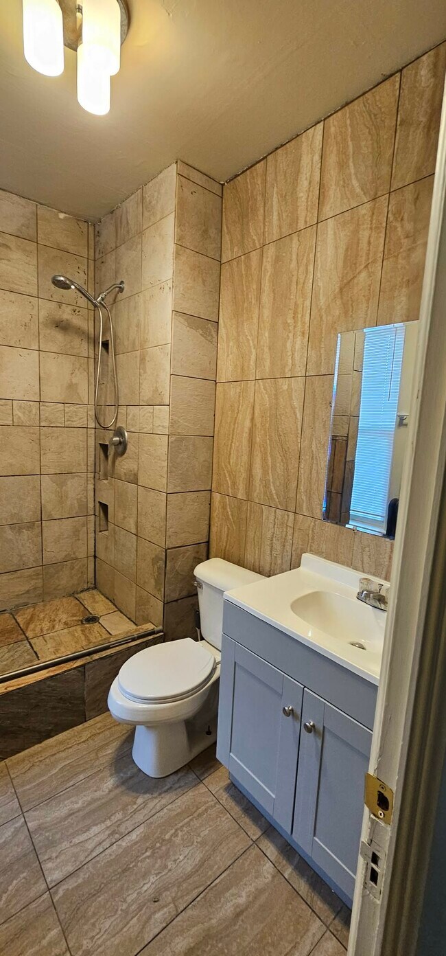 Photo - 1117 S 8th St Unidad A