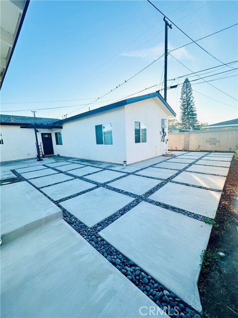 Building Photo - 12645 Jerome Ln