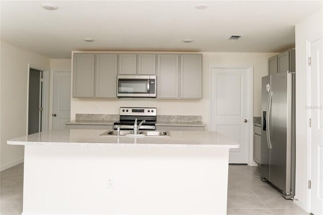 Photo - 486 Sunlit Coral St