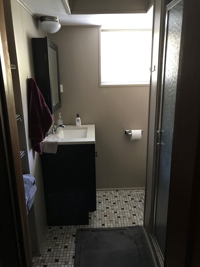 Photo - 250 Pick Ave