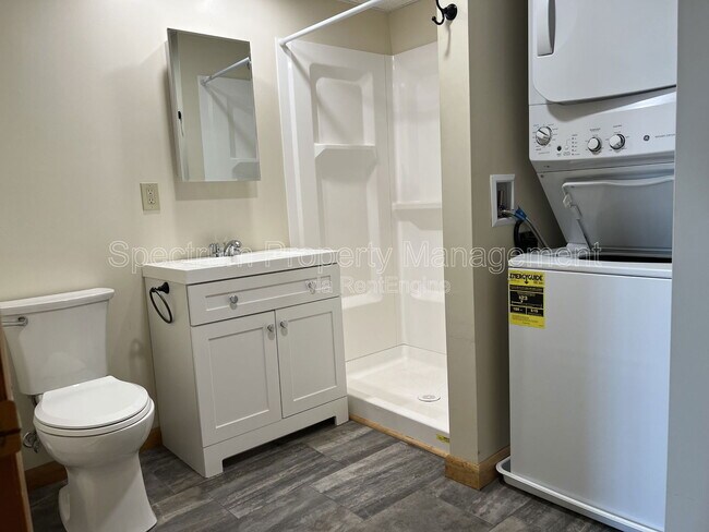 Photo - 146 Kennedy Memorial Dr Unit 1