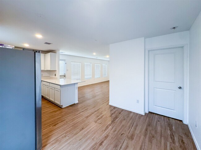 Photo - 26806 Jasmine Breeze Dr