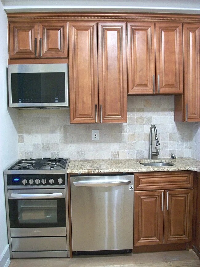 Photo - 344 E 58th St Unit 2A