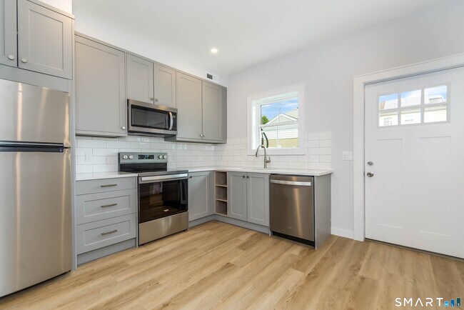 156 Princeton St
