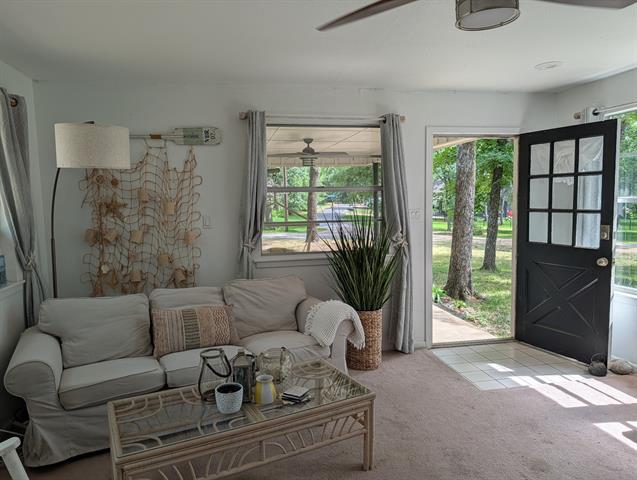 Photo - 155 Lake Dr