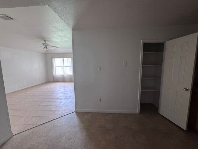 Photo - 1430 Shoshoni Trail Unit Apt B
