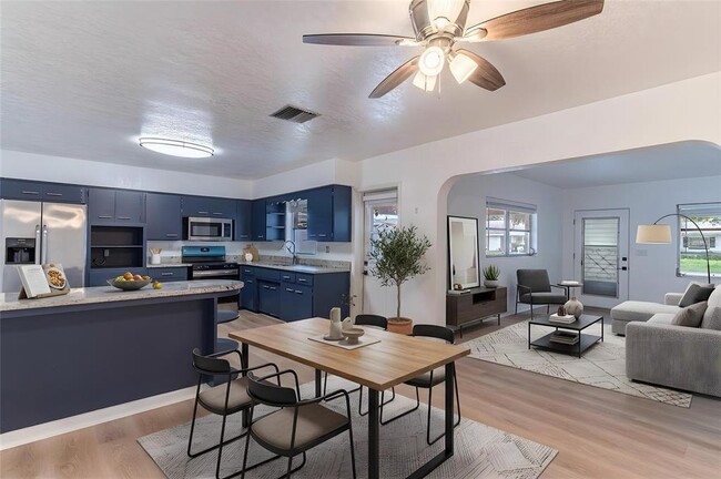 Photo - 145 Beverly Dr