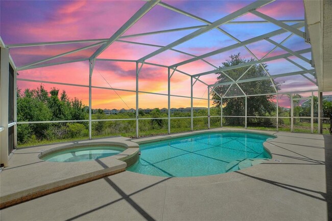 Photo - 546 Windsor Pl