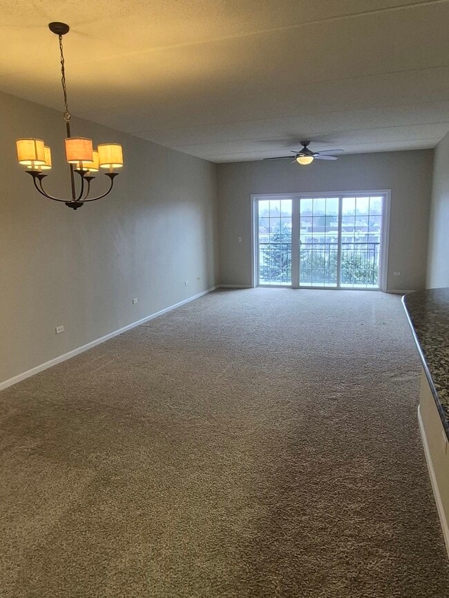 Photo - 1479 N Milwaukee Ave