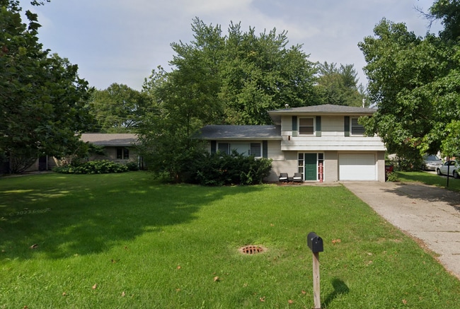 Photo - 1907 Bellamy Dr House