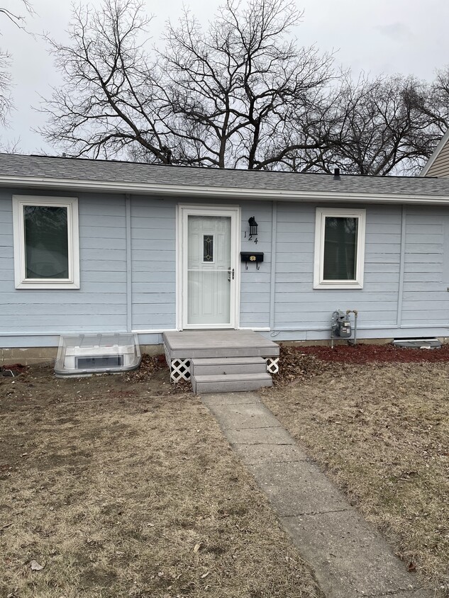 Photo - 124 Glenview Ave (Mankato, MN)