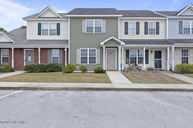 Photo - 404 Streamwood Dr Townhome