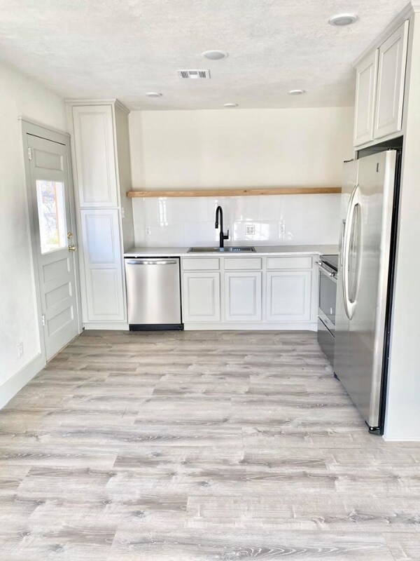 Photo - 805 N Broadway St Unidad A