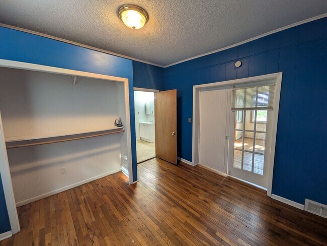 Photo - 660 5th St E Unit 1