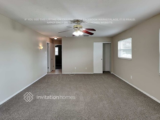 Photo - 8269 138th St