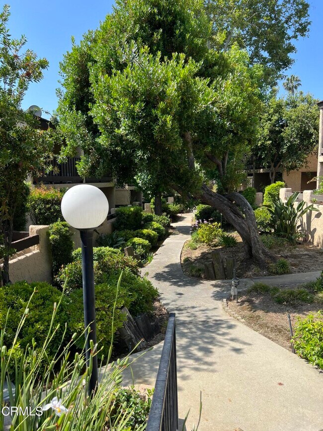 277 W Sierra Madre Blvd Townhome Townhome Rental in Sierra Madre CA