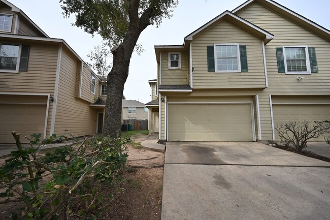 Photo - 6127 Yorkglen Manor Ln